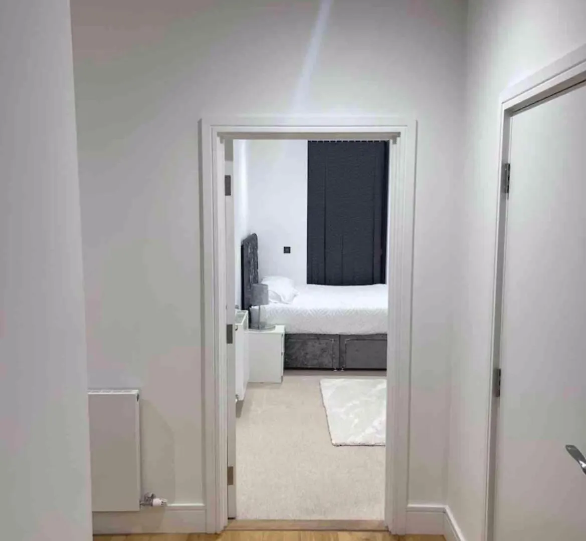 Luxury Top Floor Penthouse Apartment Near Heathrow Londyn